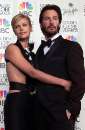 Golden Globes 2001 Keanu with Charlize